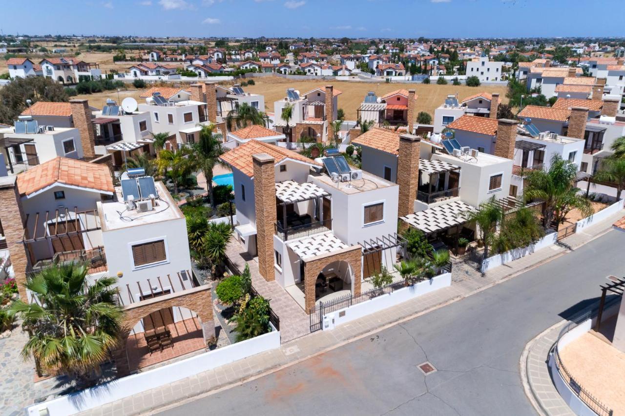 Villa Alexandra By Ezoria Villas Ayia Napa Ngoại thất bức ảnh